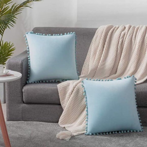 1 Set Of 2 Velvet Square Throw Pillow Covers NWT - Picture 3 of 6